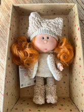 Cargar imagen en el visor de la galería, Little Mia muñeca pelirroja Nines d’Onil 
