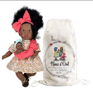 Muñeca Alika con bebe - Muñeca de 40 cm fabricada en España